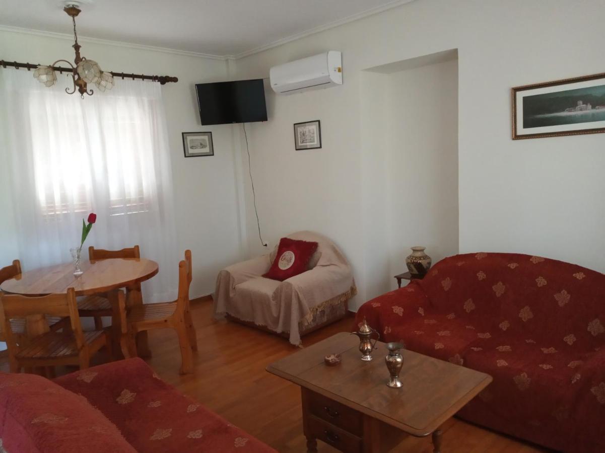 Manousi 1- Ground Floor Apartment Mystras Exterior photo